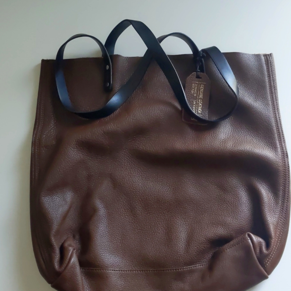 Gap Leather tote/satchel